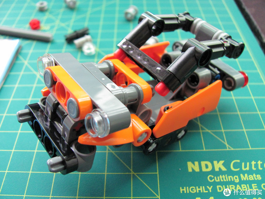 这应该是最便宜的科技系列——小神价的LEGO 乐高 机械组 迷你越野车 42001
