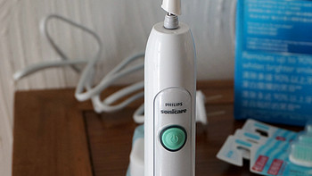 移花接木：PHILIPS 飞利浦 Sonicare HX6730 声波电动牙刷，硬要插上狮王牙刷头可以吗？