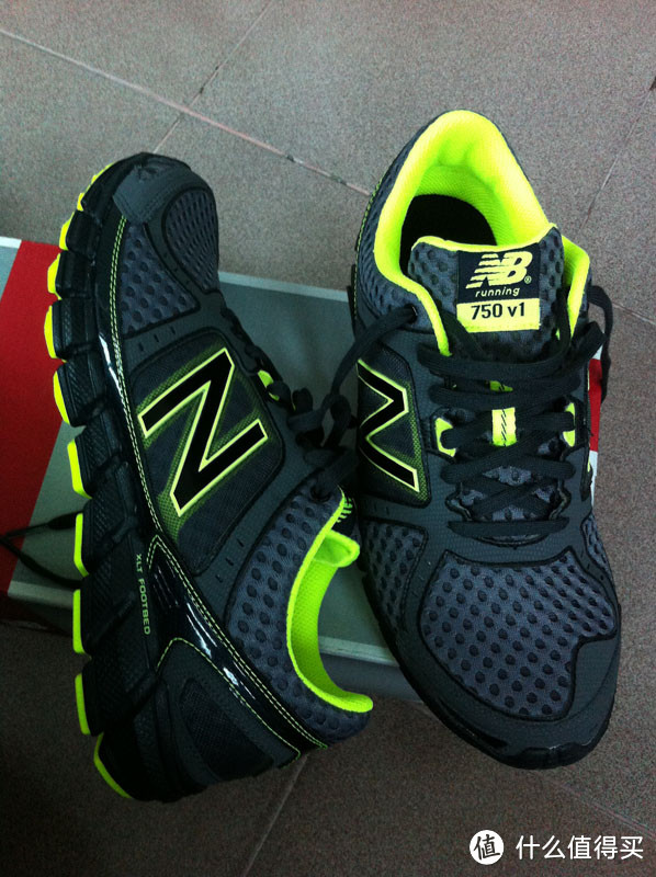 New Balance 新百伦 M750 男款竞技跑鞋