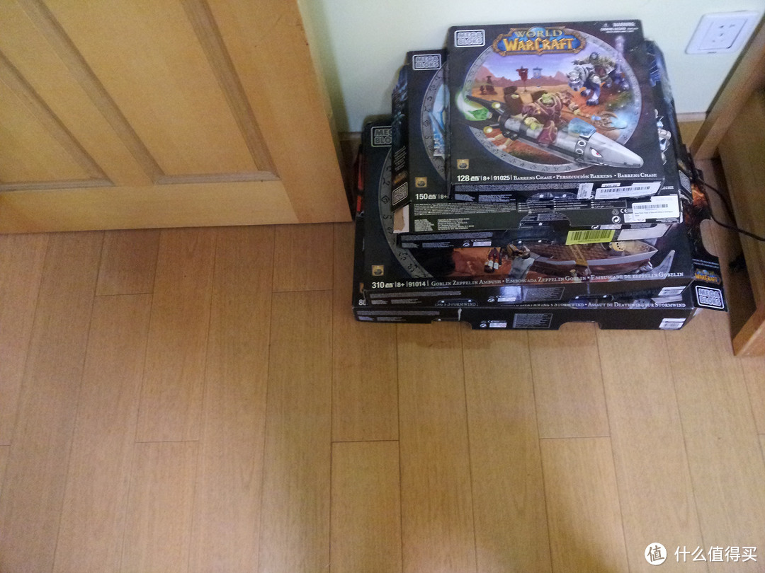 Mega Bloks 美家宝 魔兽世界五款：Deathwing's Stormwind Assault、Arthas & Sindragosa、Sha of Anger、Barren Lands Chase