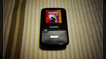 我的随身音乐小伙伴——Sandisk 闪迪 Sansa Clip Zip MP3播放器