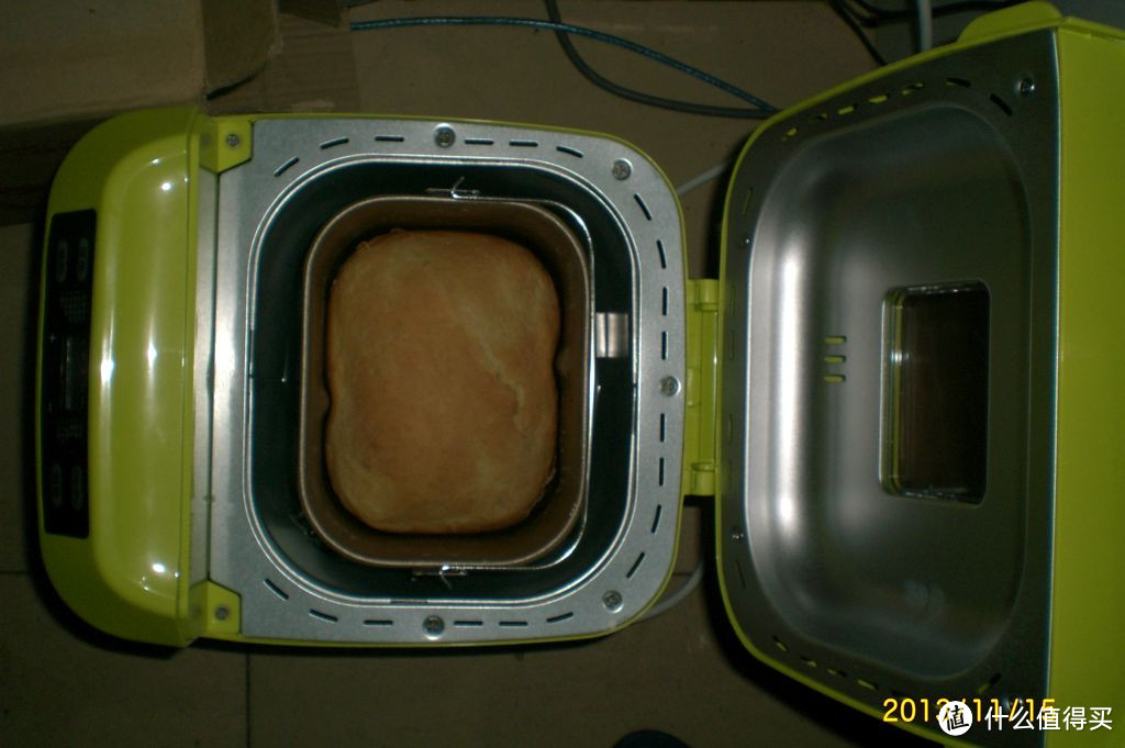 首战告捷——Donlim 东菱 DL-T01 面包机