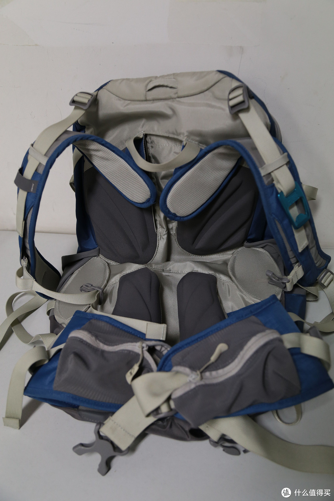 轻装徒步神器——Sierra Designs 山脊 Herald 30L 户外背包