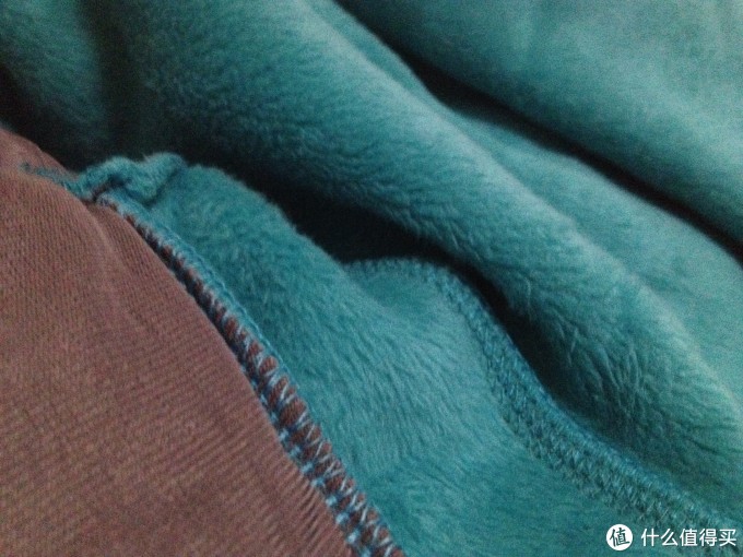 线的做工,只能说还凑合吧,能用。(哎,屌丝的要求真是低啊)! 线的做工,只能说还凑合吧,能用。(哎,屌丝的要求真是低啊)!