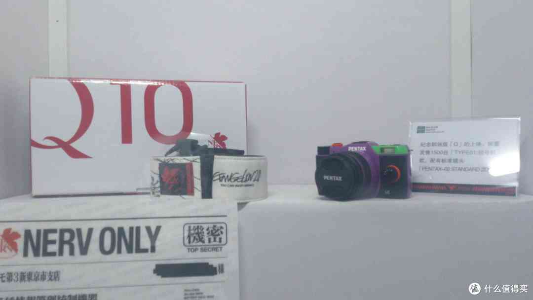 宾得Q10微单，如果我没记错是有晒单的，配色非常棒，拍照效果也不错。