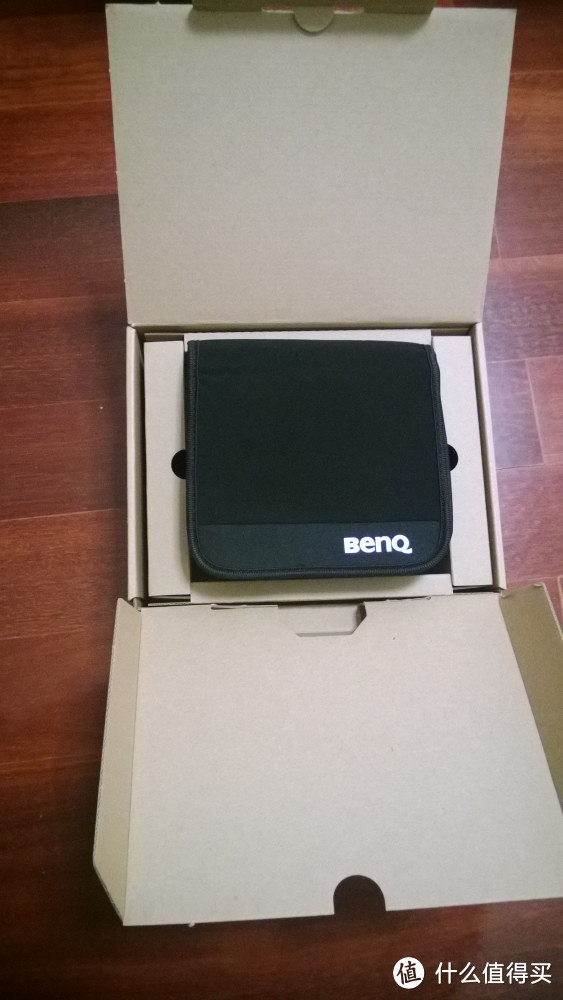 便宜又好用的微投——BenQ 明基GP2