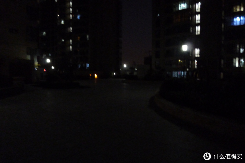 夜景模式拍摄（不开闪光）