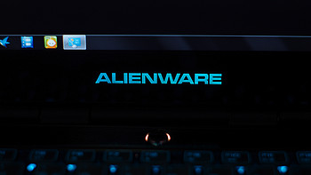 不差钱儿菜鸟的装B利器——Alienware 外星人 ALW14D-1828 游戏本 简单晒