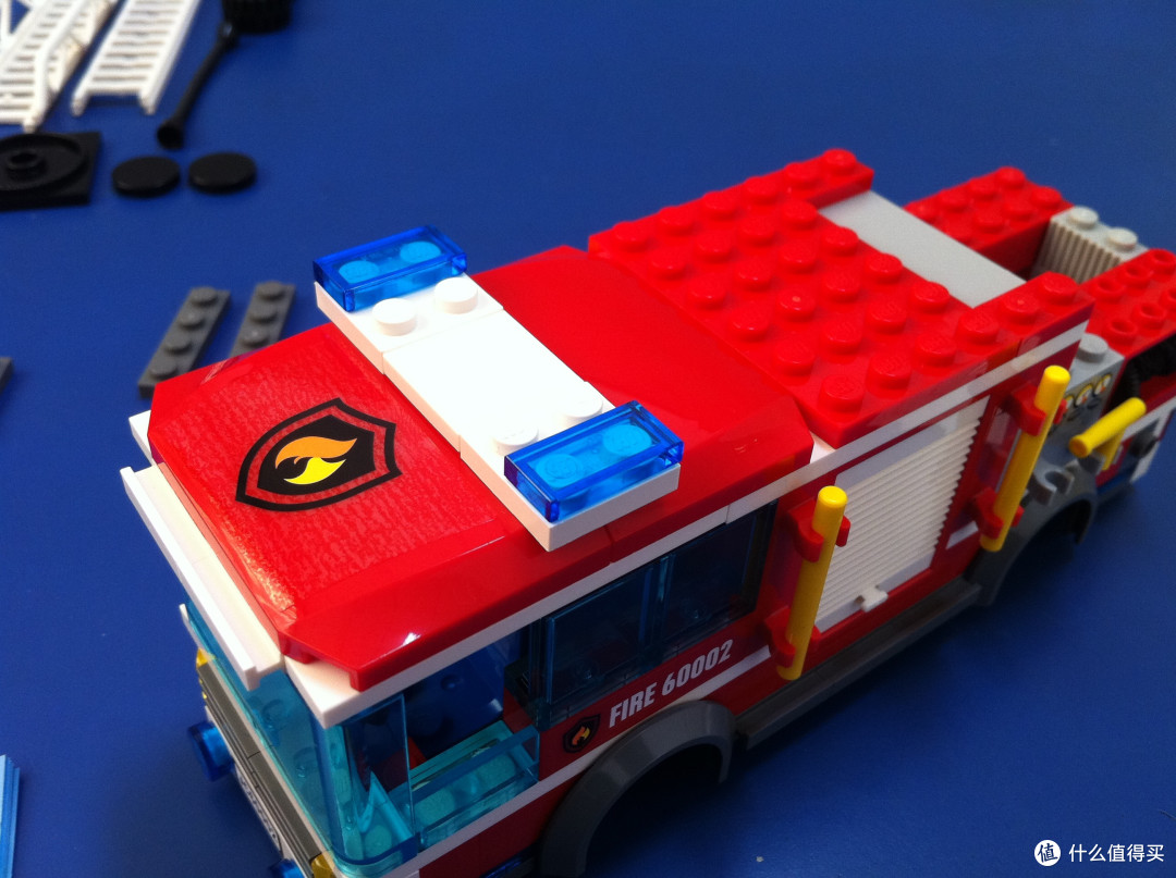 救灾现场需要你 —— lego乐高 城市 大型消防车 60002