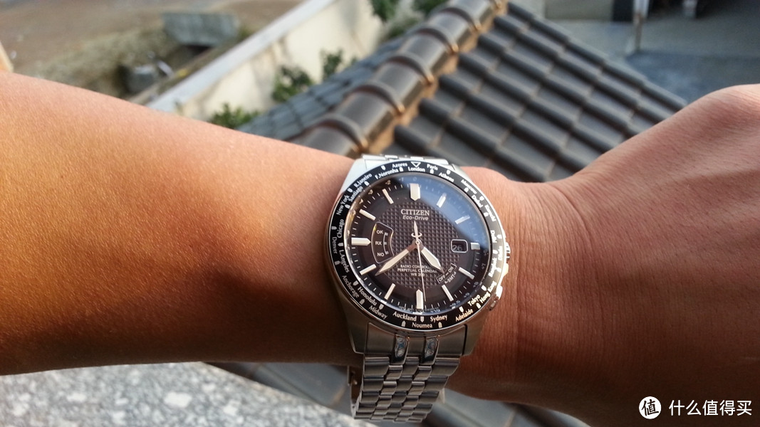 黑白双煞:Citizen 西铁城 AT8010-58B VS Citizen 西铁城 CB0020-50E,外加换装秀