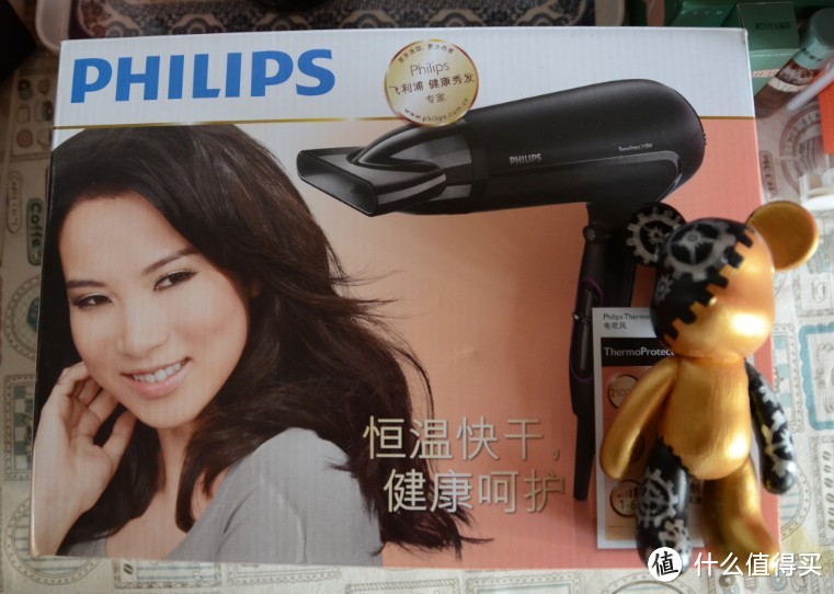 大大大个头的 Philips 飞利浦  2100W 专业级 恒温护发 电吹风 HP8230