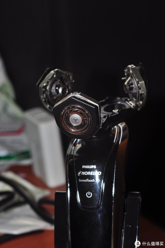 【真人秀】双十一低价直邮购入的 Philips 飞利浦 Norelco 臻锋系列 1280X SensoTouch 剃须刀,附使用效果