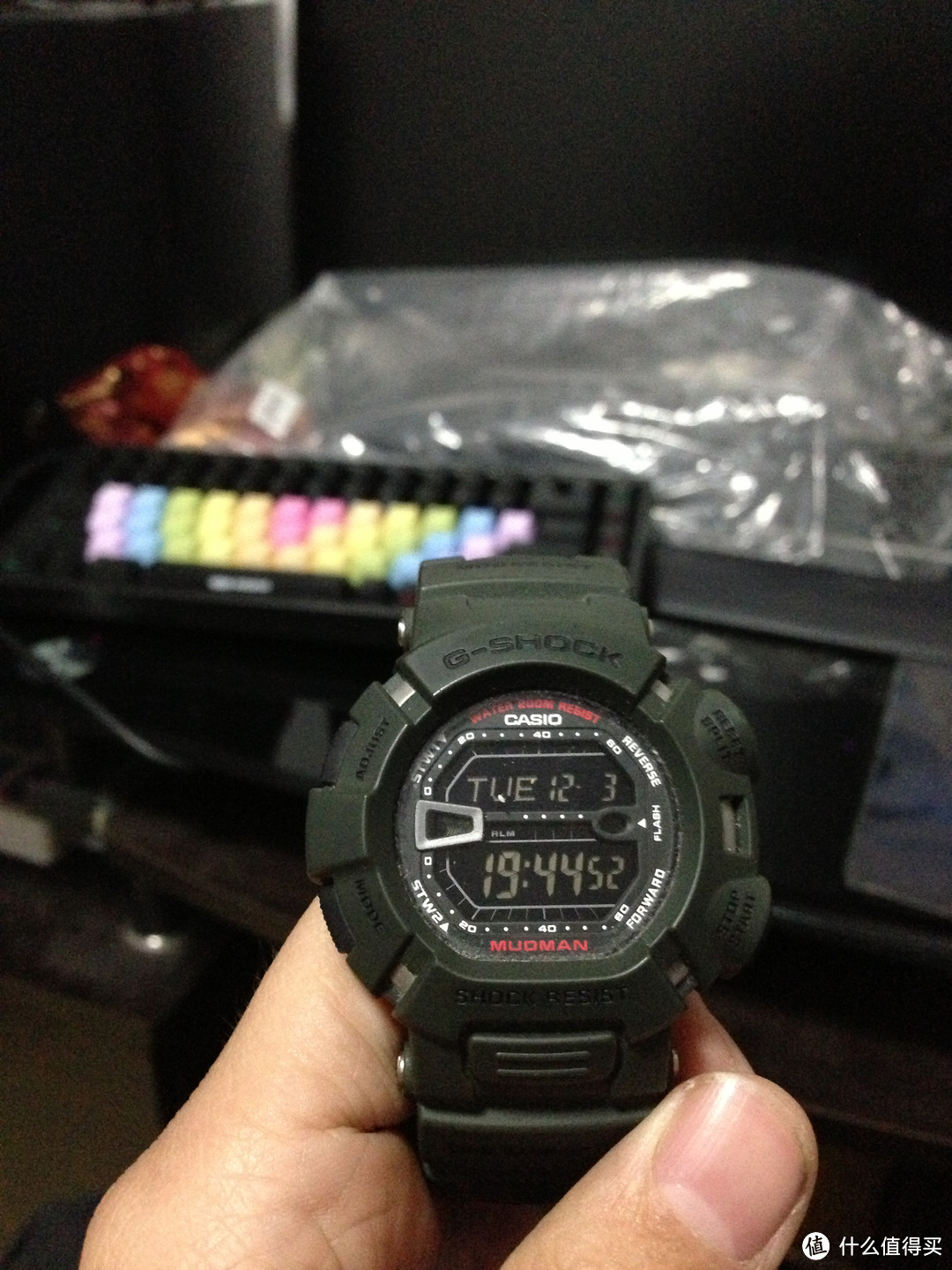 Citizen 西铁城 JY8000-50E、Timex 天美时 T2N721、CASIO 卡西欧 G-SHOCK G-9000-3V，买不起高级货，但是低端也很好用