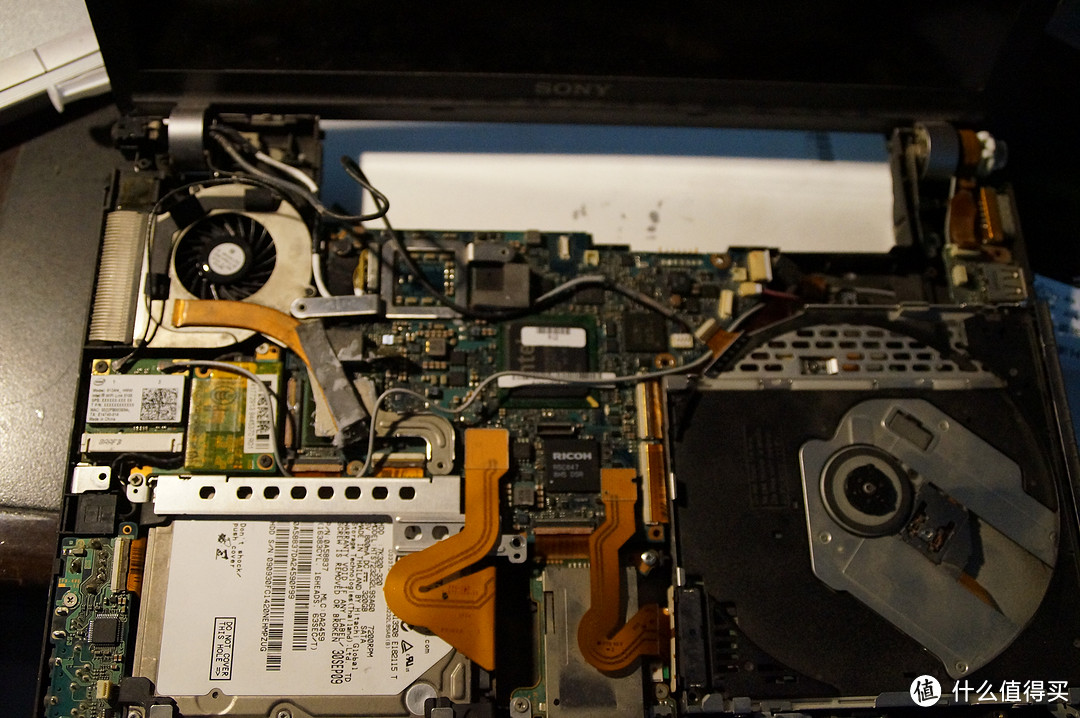 由拆解 SONY 索尼 09年次旗舰 Z37  笔记本电脑 引发的帖子