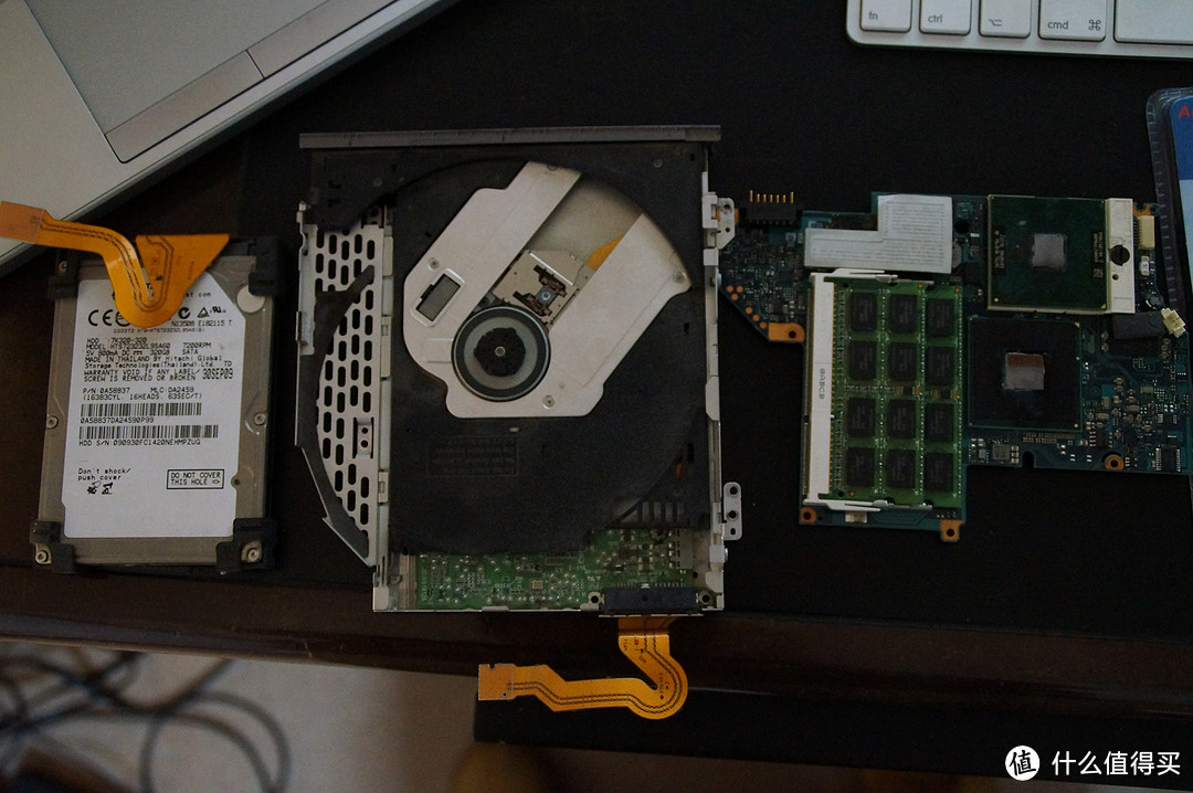 由拆解 SONY 索尼 09年次旗舰 Z37  笔记本电脑 引发的帖子