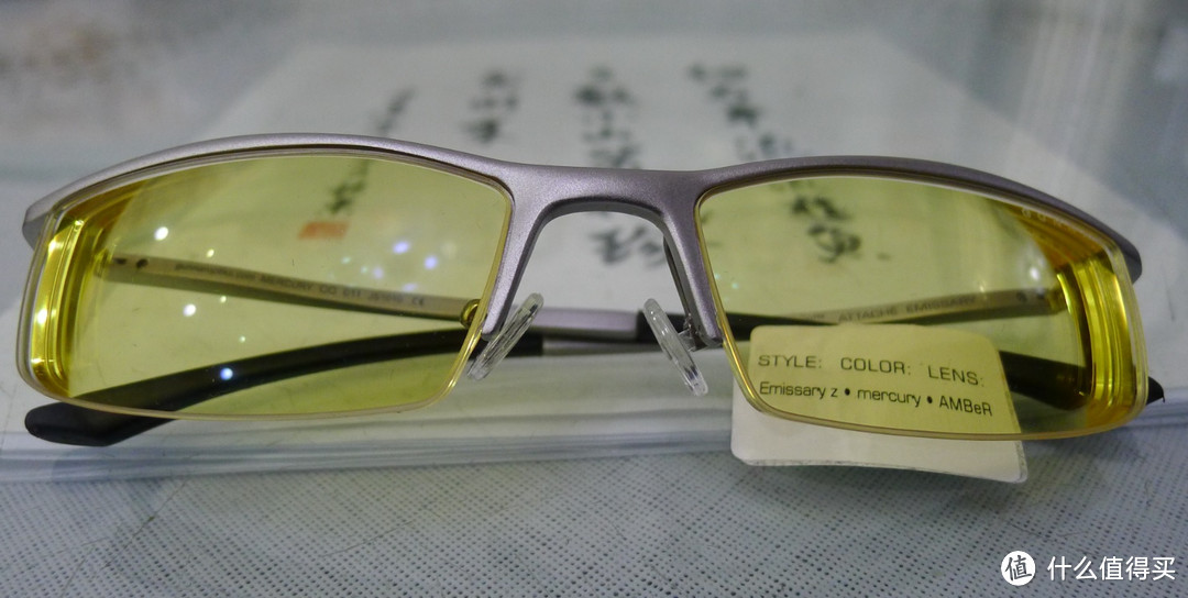 从短袖到棉袄的等待：定制版 GUNNAR EMISSARY 防疲劳眼镜