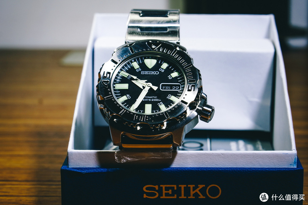 同学的工具表：Seiko 精工 Orange Monster skx779 男款腕表