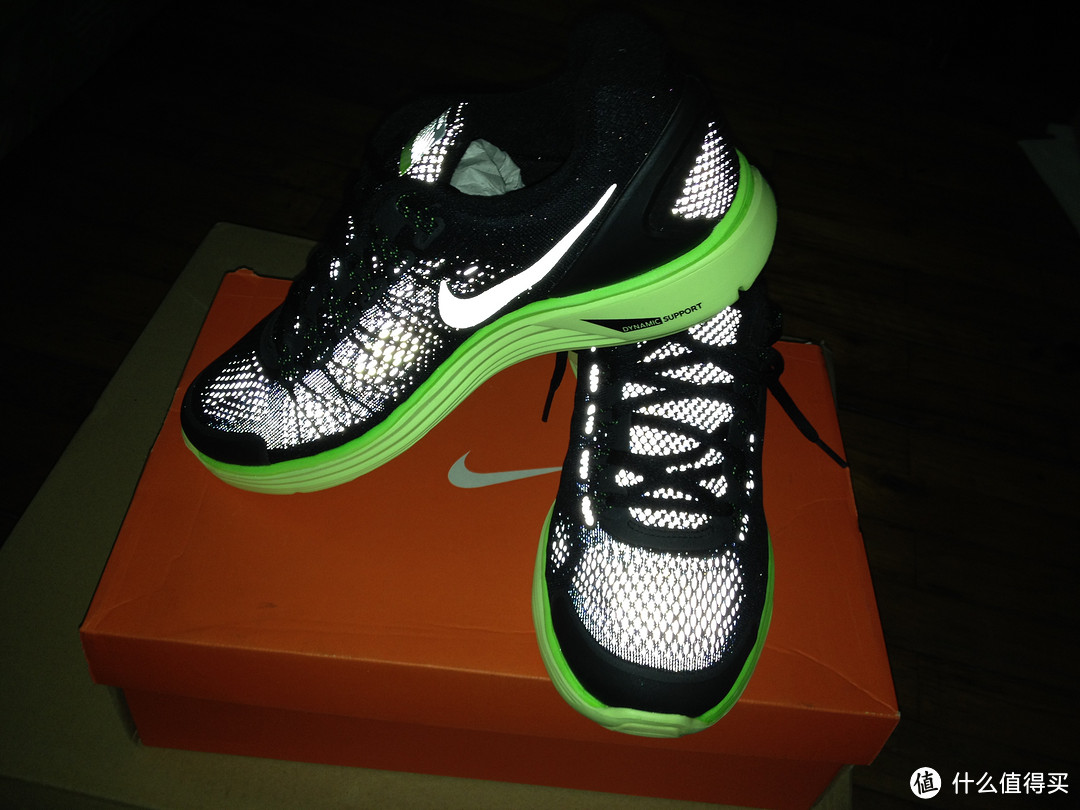 跑了就懂——Nike 耐克 跑步系列男子NIKE LUNARGLIDE+ 4 SHIELD跑步鞋 537475