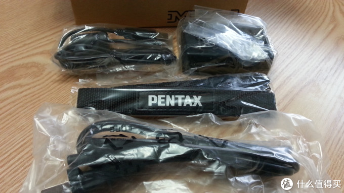 复古风起:Pentax 宾得 便携数码相机 MX-1,内有真正土豪金