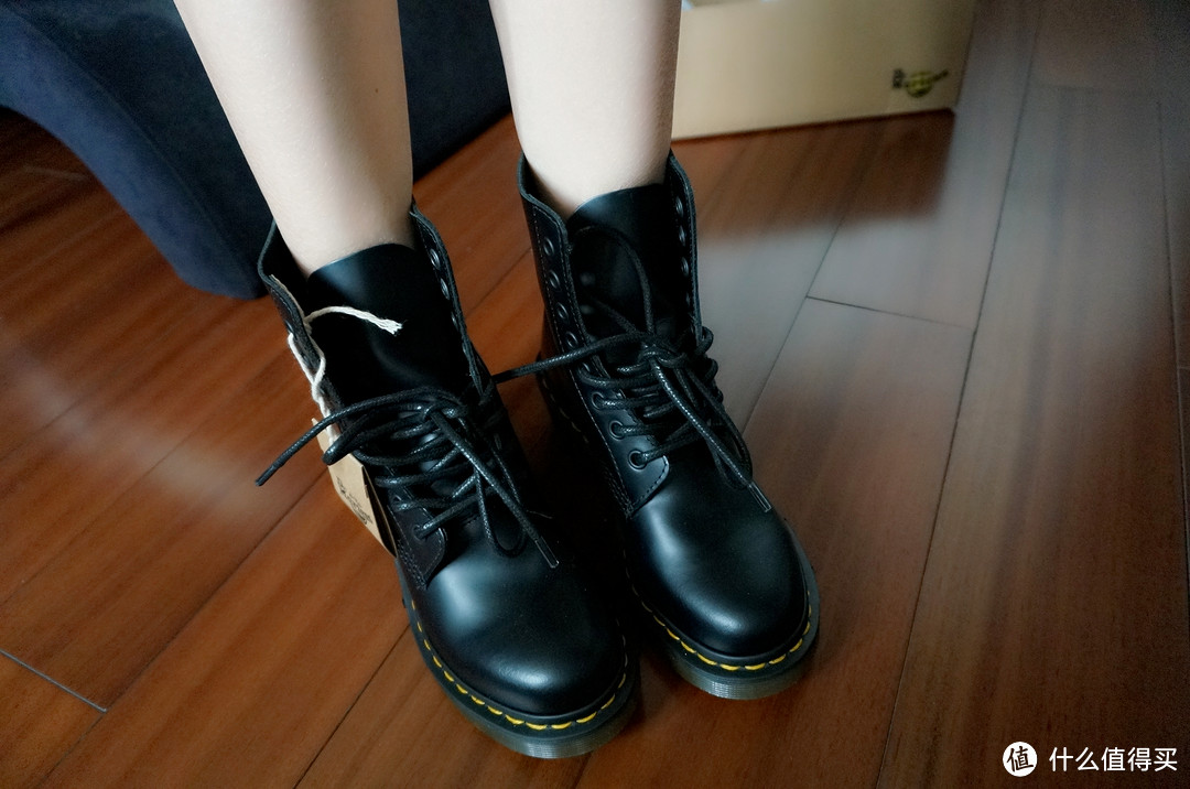 【美腿秀】RP有点好神速到货！Dr. Martens Clemency Boot 带跟8孔 马丁靴