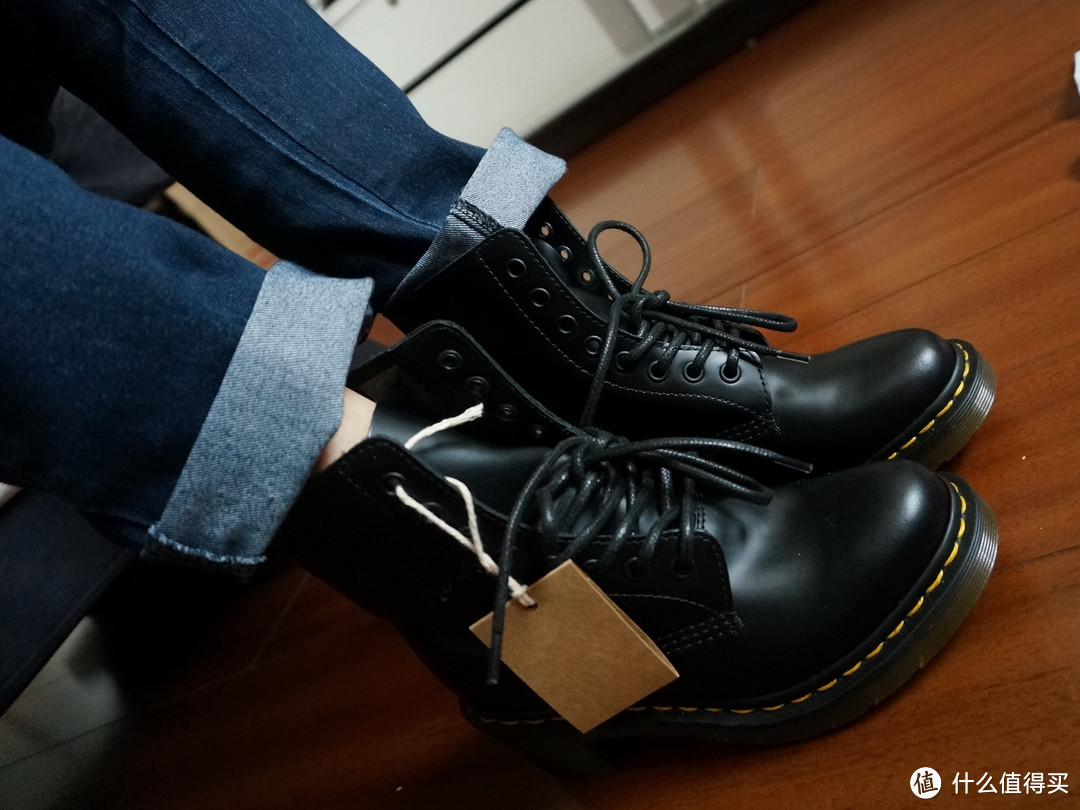 【美腿秀】RP有点好神速到货！Dr. Martens Clemency Boot 带跟8孔 马丁靴