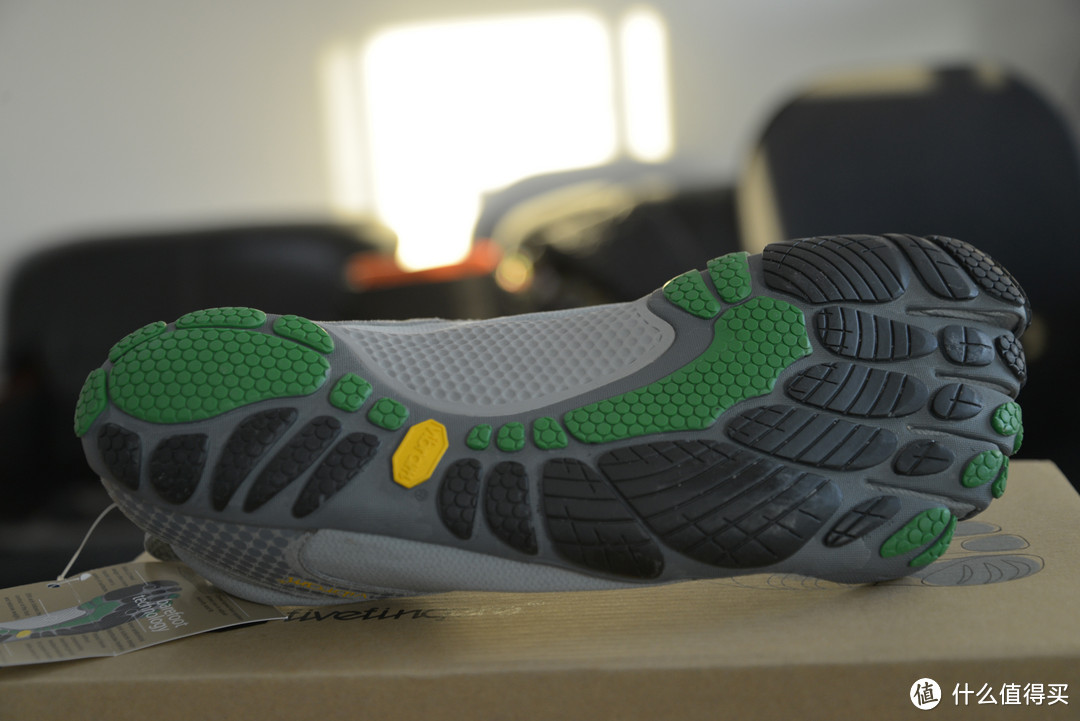 Rockport 乐步 Ledge Hill Moc Front 男鞋 +  Vibram FiveFingers Bikila LS 五趾鞋