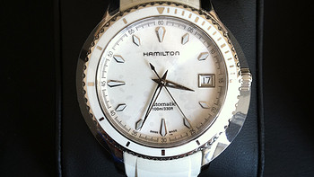 女汉纸的潜水配备：HAMILTON 汉密尔顿 Jazzmaster Seaview 女款机械腕表 H37425911