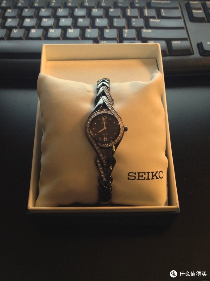 SEIKO 精工 SUP177 女款 太阳能 时装腕表