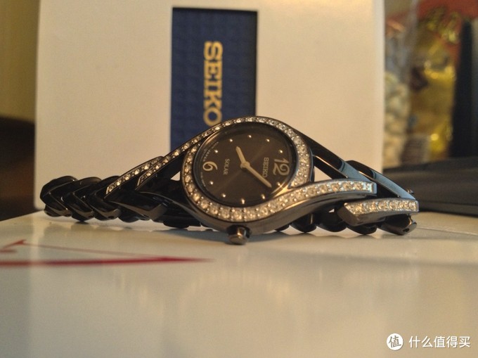 SEIKO 精工 SUP177 女款 太阳能 时装腕表