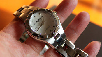 Baume & Mercier 名士 Linea Mother of Pearl 灵霓系列 MOA10035 女款腕表