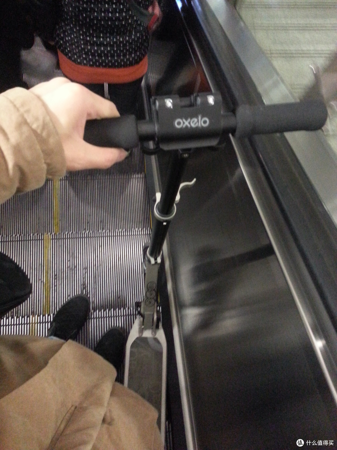 下电梯 下电梯