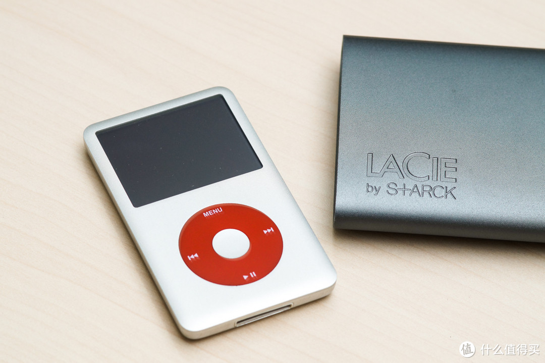 LACIE 莱斯 Starck 系列——设计师的移动硬盘