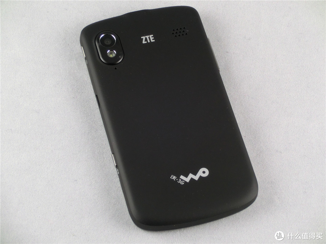 最廉价WP7手机? ZTE 中兴 V965W 3G手机 联通定制版