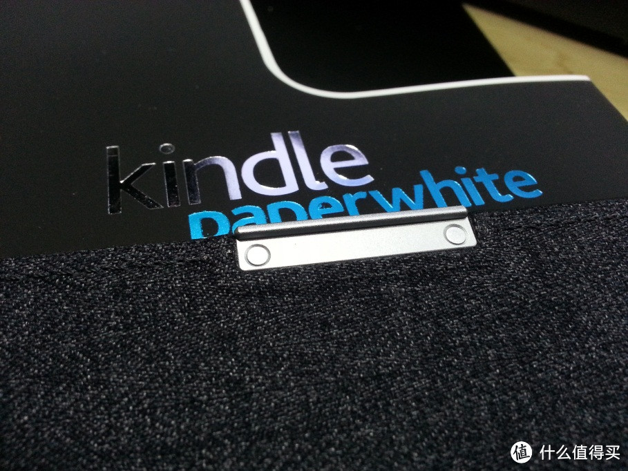 送给老爹的Kindle PaperWhite 国行二代 + 原装保护套