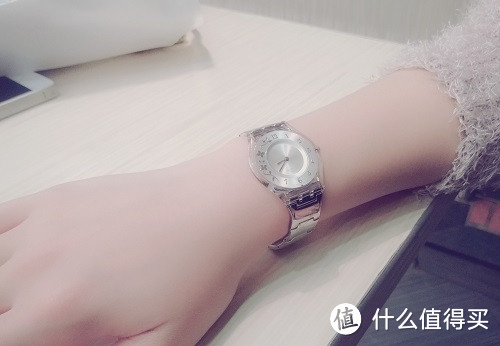 女孩的心头玩物：Swatch 斯沃琪 花枝烂漫 SFK300G 石英女表