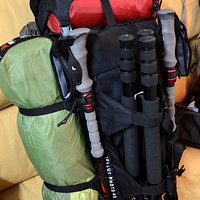 The North Face 乐斯菲斯 Tellus Photo 40 A8HL 户外双肩背包 + SIRUI 思锐 R-2004 铝合金三脚架