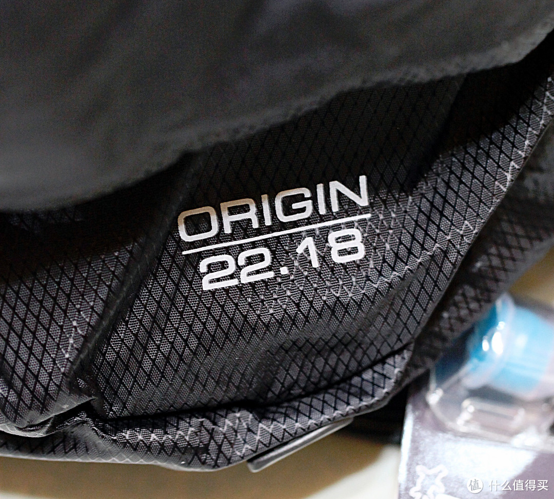 超值的 Platypus 鸭嘴兽 Origin 22 Hydration 户外背包 22L（含Big Zip SL大开口水袋）