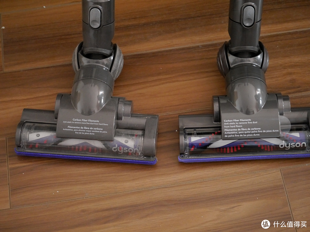 Dyson 戴森 AM01 经典 无叶电风扇 + Digital Slim 手持式吸尘器 DC44，与DC35简单比较