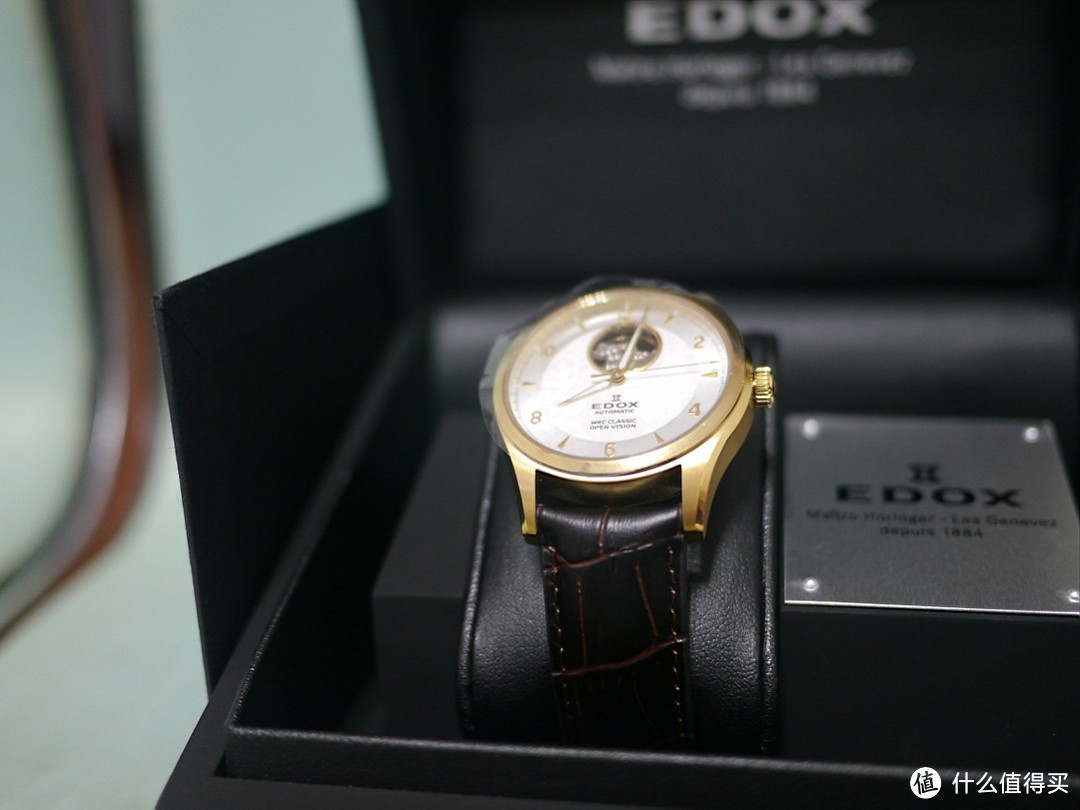 又见土豪金：EDOX 依度 WRC Classic 系列 男款机械腕表85015-37J-AID