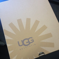 UGG 女款雪地靴外观展示(颜色|蝴蝶结)