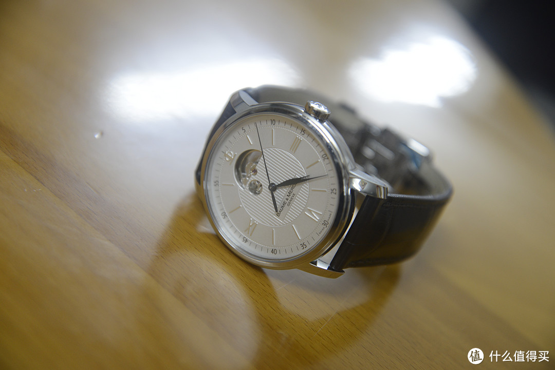 人肉带回的 Baume&Mercier 名士 MOA08688 男士自动机械腕表，顺便晒晒送给岳父岳母的 MOA08833、MOA10035