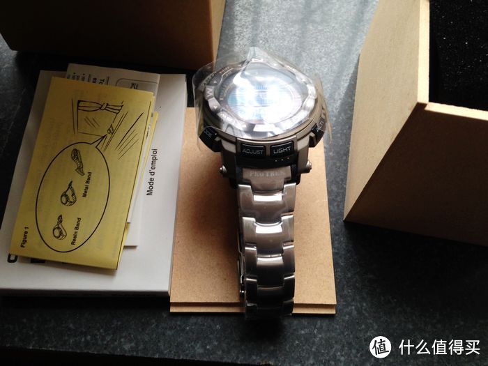 Casio 卡西欧 PRW2500T-7CR 登山系列 男款太阳能电波表,附截表链教程