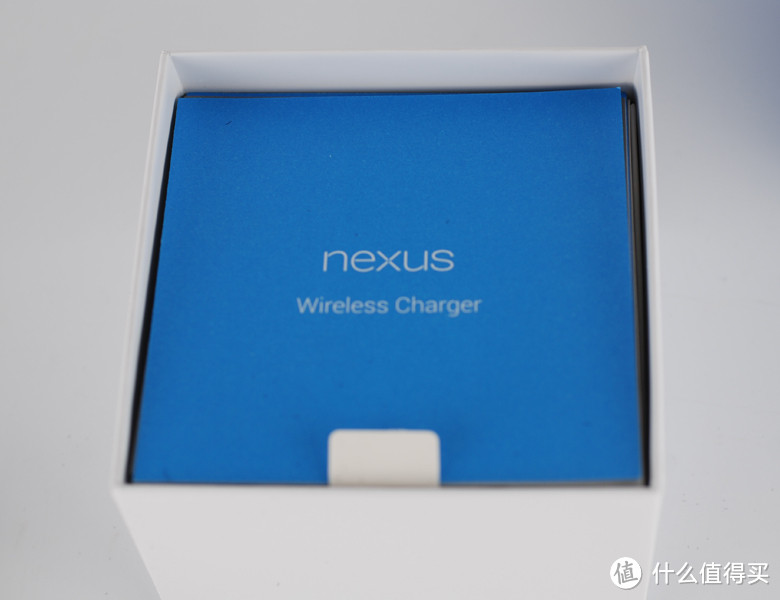 Google 谷歌 Wireless Charger 无线充电器 开箱