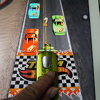 Mattel 美泰 Hot Wheels 风火轮 iPad 互动游戏 玩具车，首先你要有个iPad