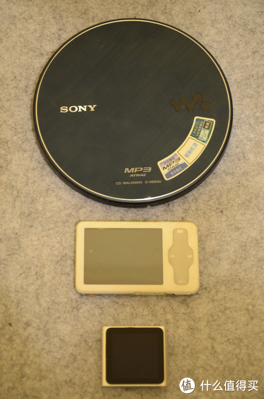 【怀旧族】那些随身的音乐——MEIZU 魅族 M6 MP3播放器、SONY 索尼 walkman NE830 CD随身听、Apple nano6 播放器