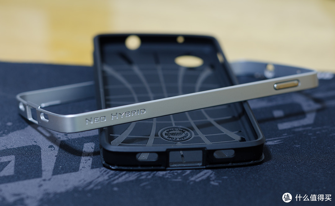 海淘 Spigen Neo Hybrid Google Nexus5 手机保护套