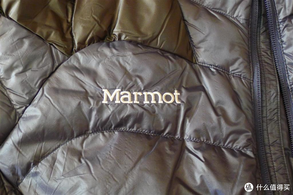 日淘 Marmot 土拨鼠 Premium 男款羽绒服 900蓬，重点说尺码