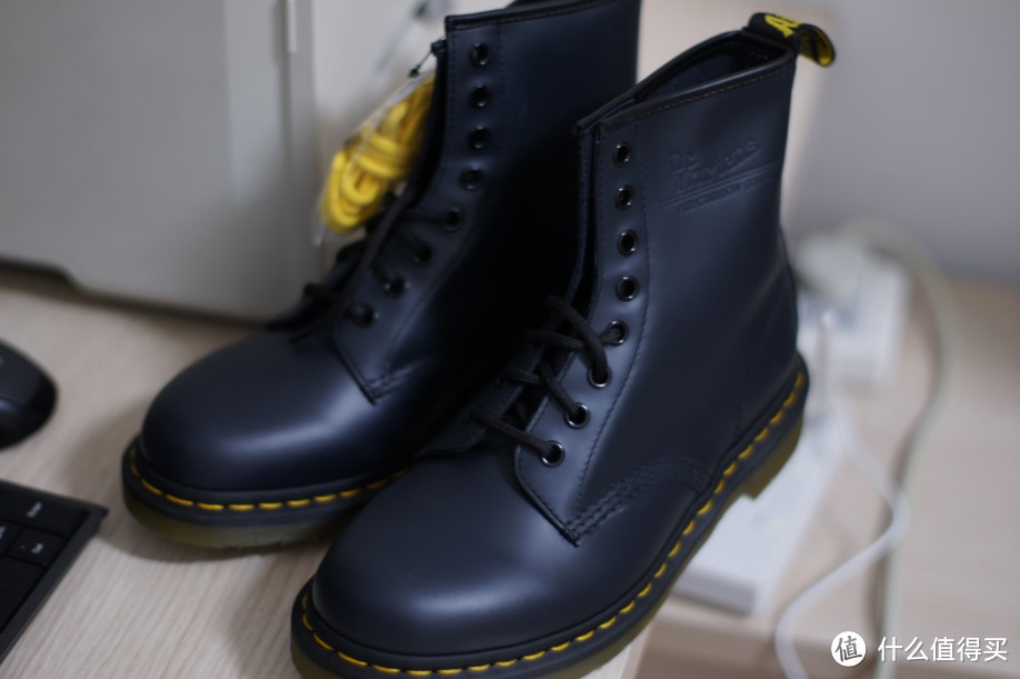 【真人秀】Dr. Martens 1460 男款马丁靴