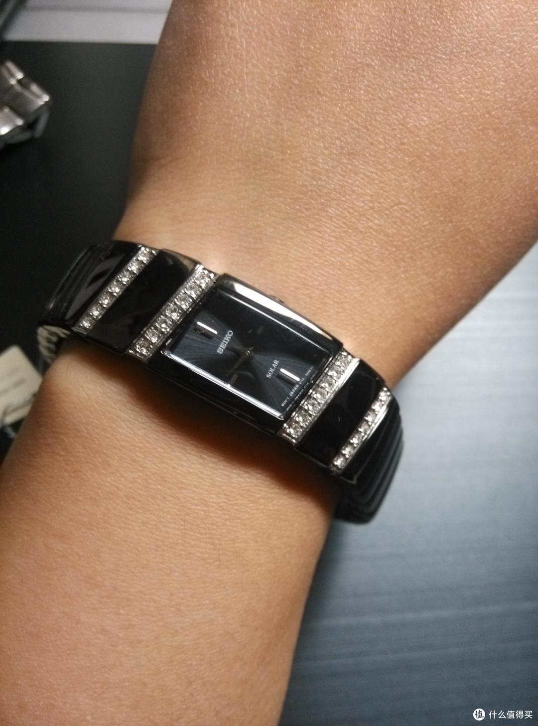 SEIKO 精工 SUP169 女款太阳能腕表