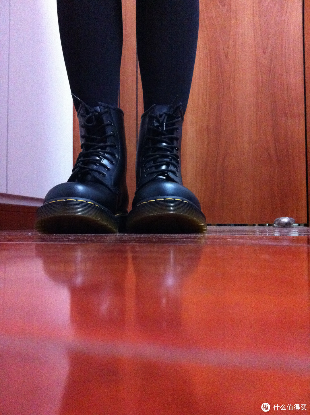 Dr. Martens 1460 经典款 女款马丁靴